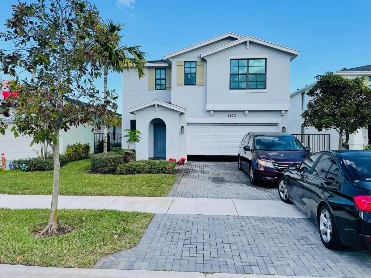 MLS #R11152500 image #0