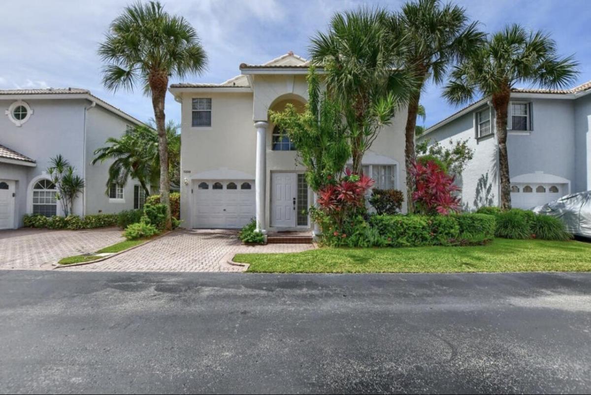 MLS #R11152529 image #0