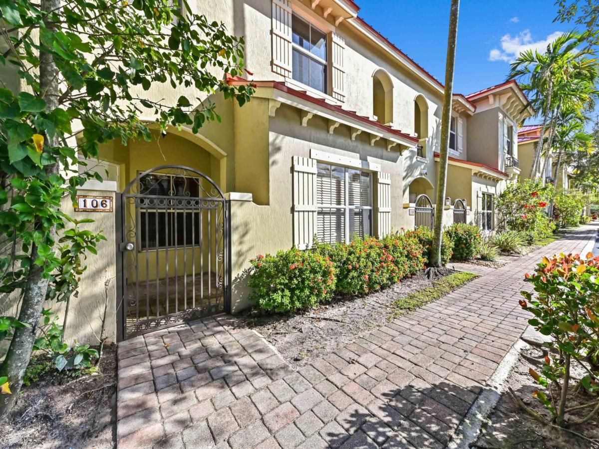 MLS #R11152674 image #0