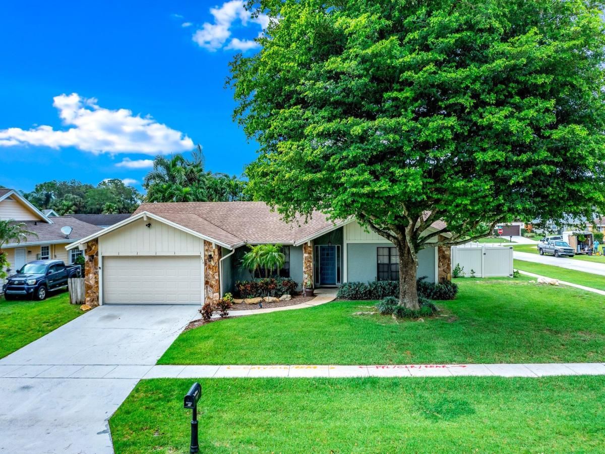 MLS #R11152851 image #0