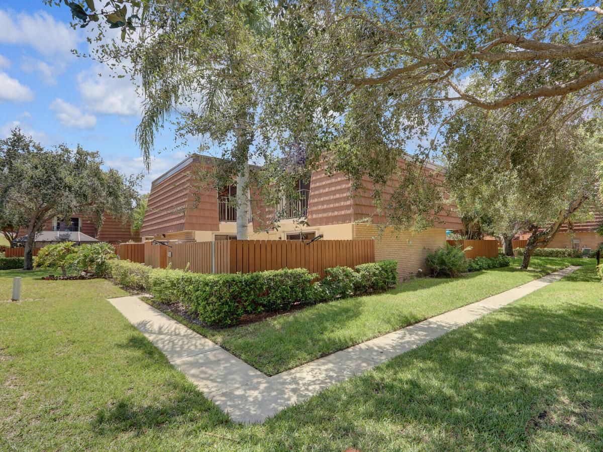 MLS #R11152878 image #0