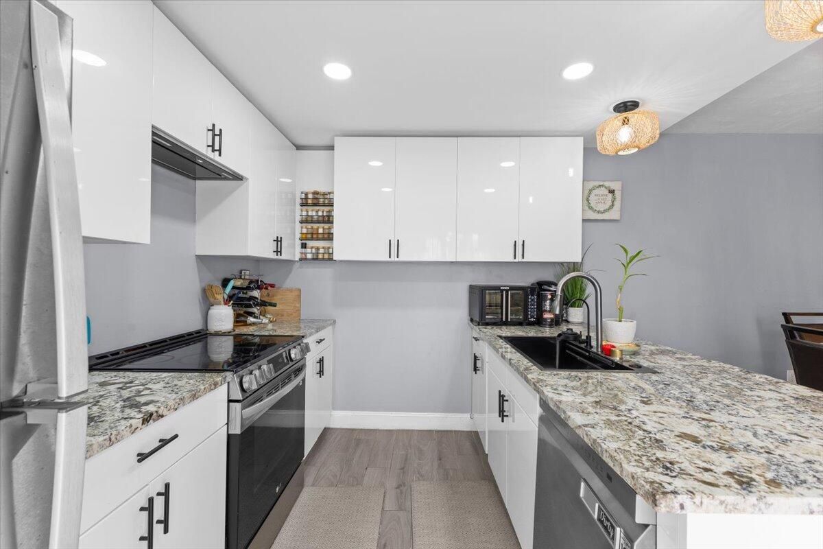 MLS #R11153027 image #0