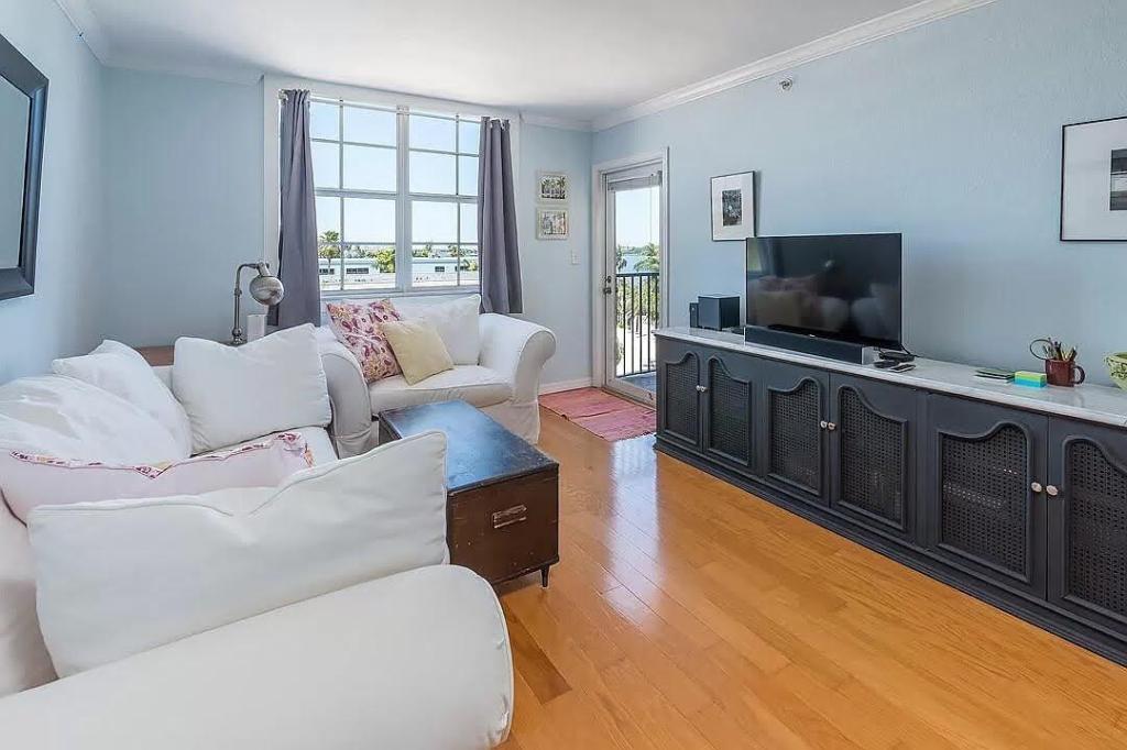 MLS #R11153149 image #0