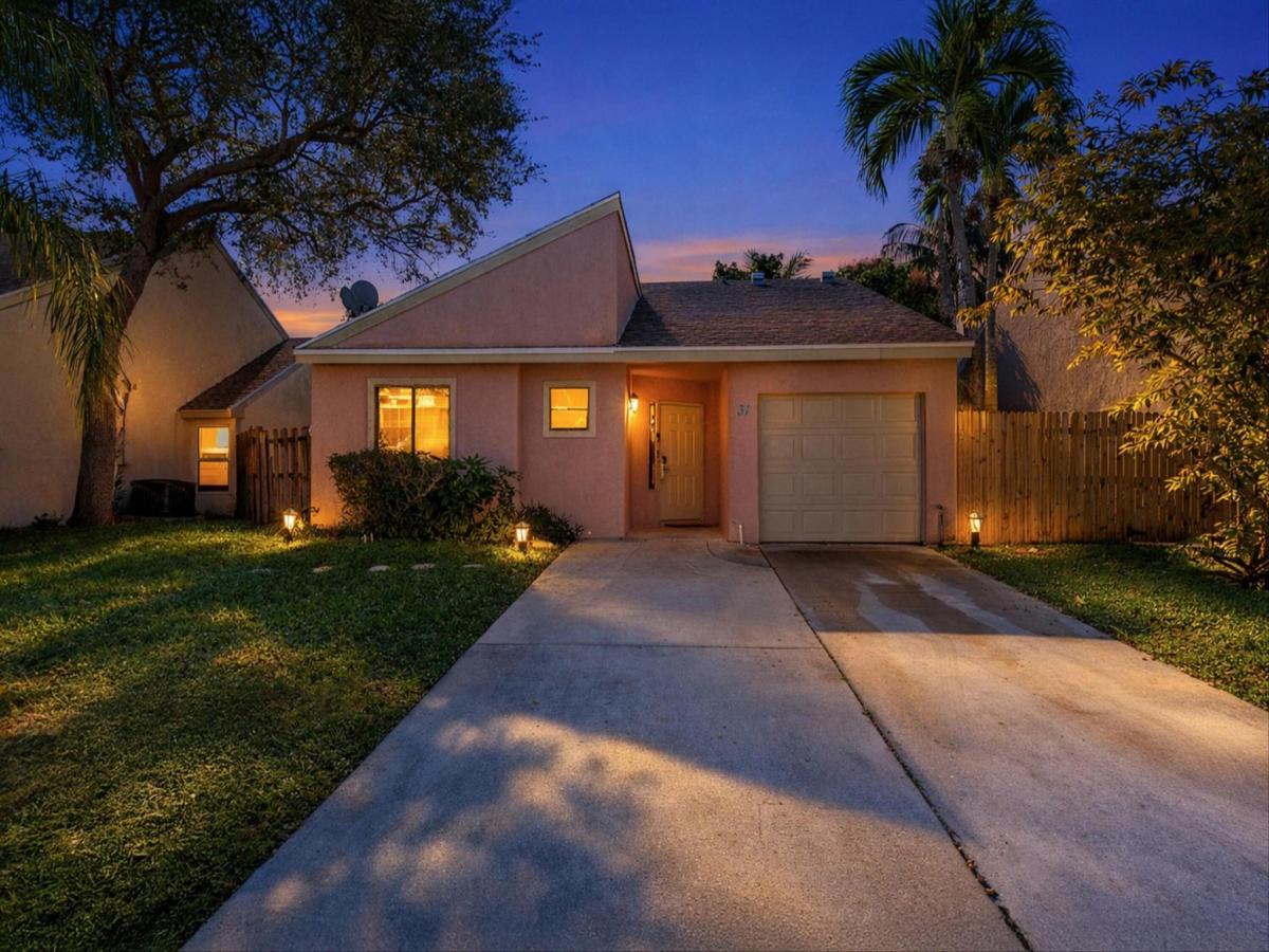 MLS #R11153347 image #0