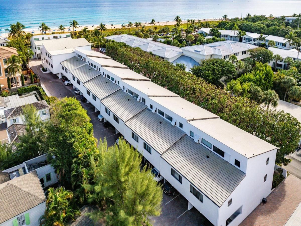 MLS #R11153494 image #0