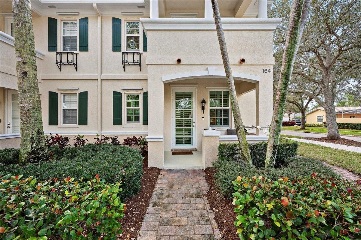 MLS #R11153651 image #0