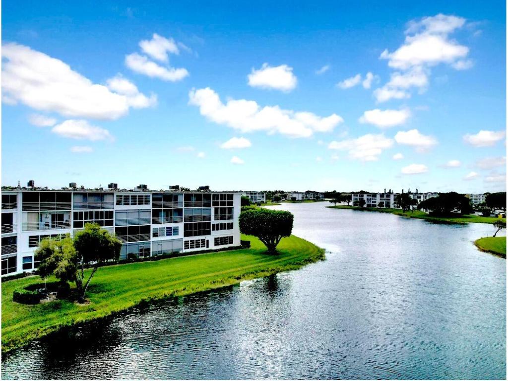 MLS #R11153748 image #0