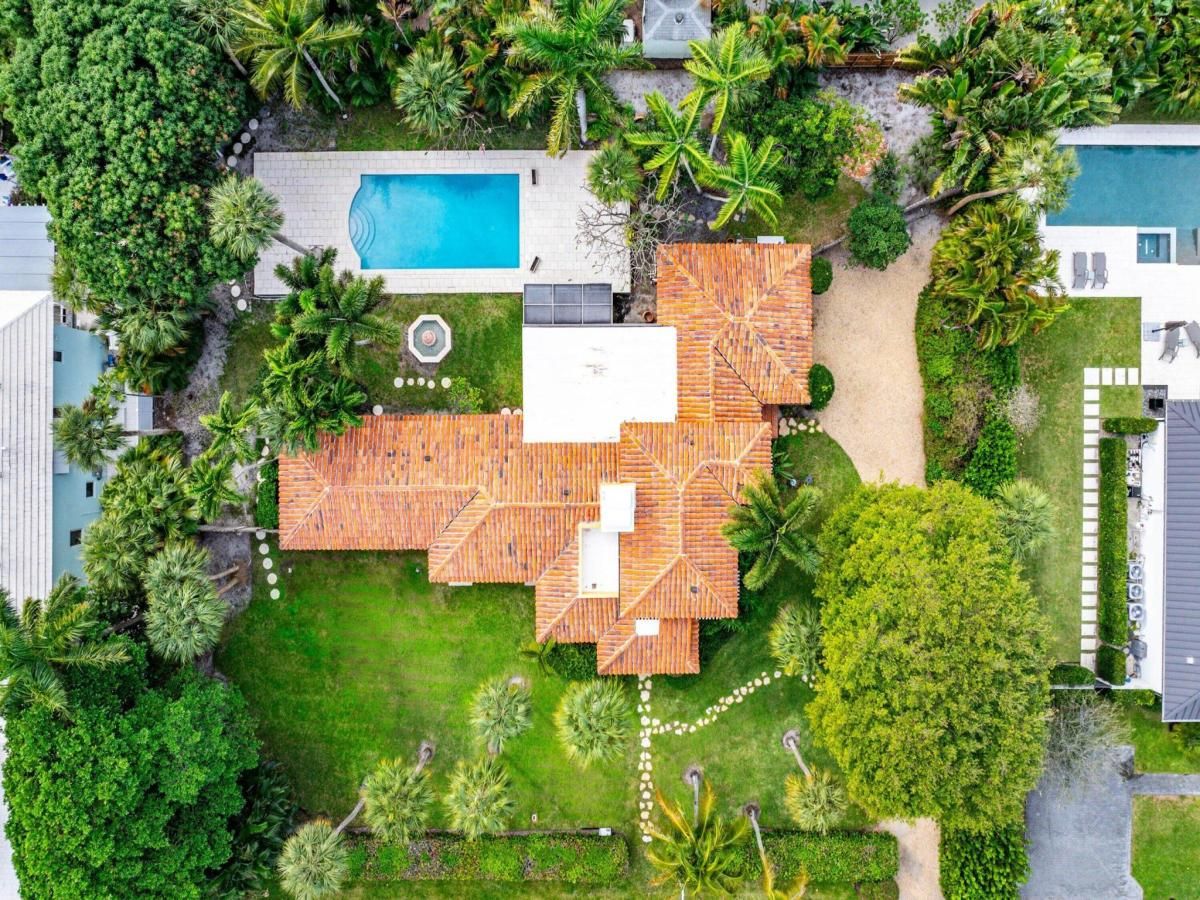 MLS #R11153790 image #0