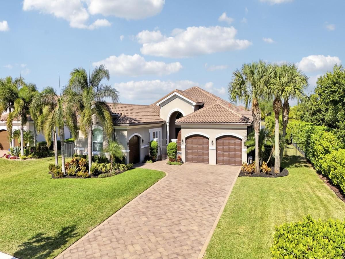 MLS #R11153857 image #0