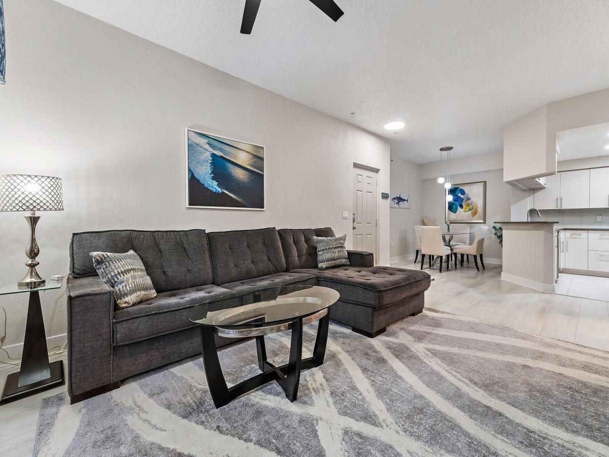 MLS #R11153950 image #0