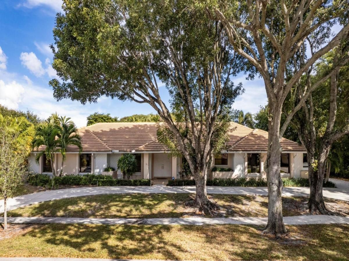 MLS #R11154034 image #0