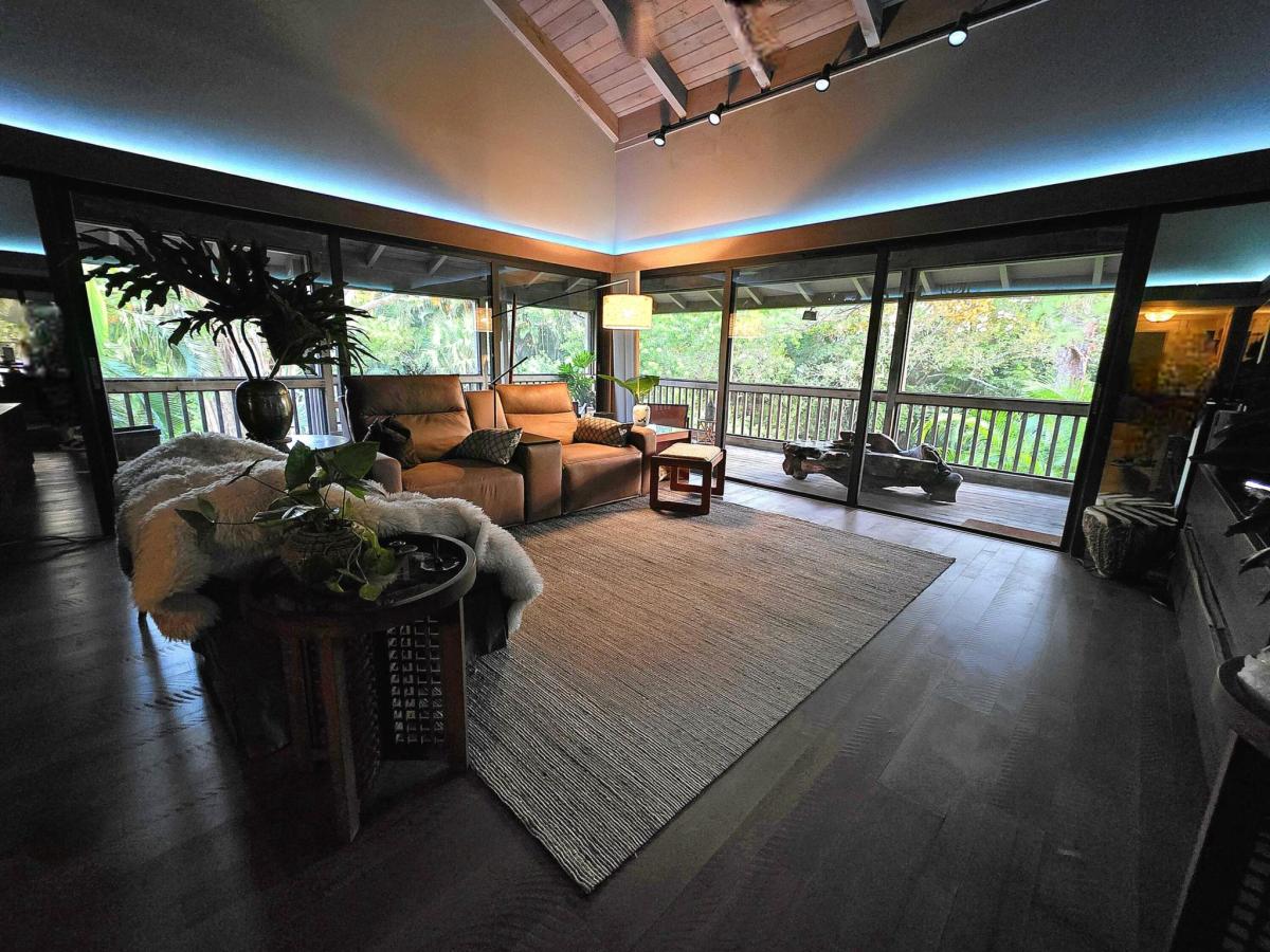 MLS #R11154056 image #0