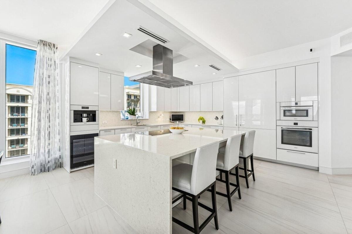 MLS #R11154214 image #0