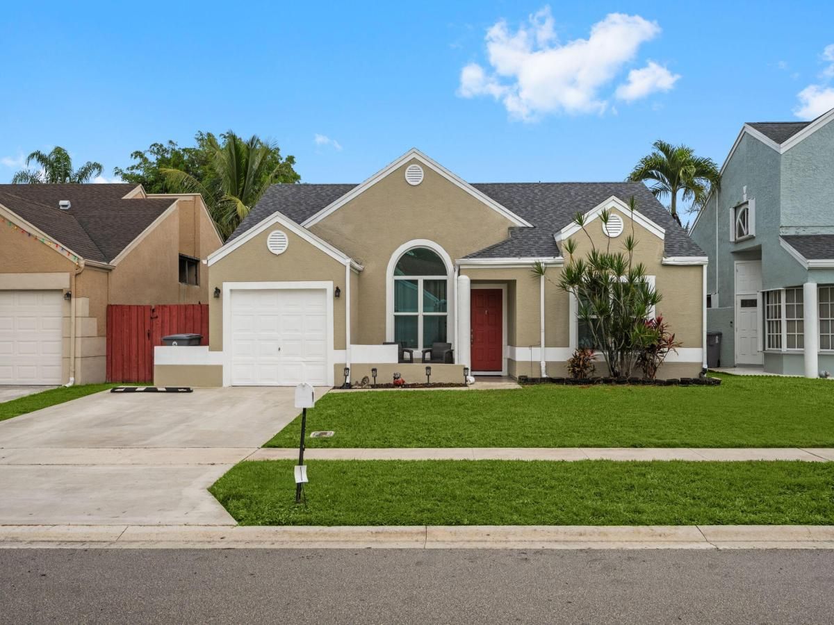 MLS #R11154346 image #0