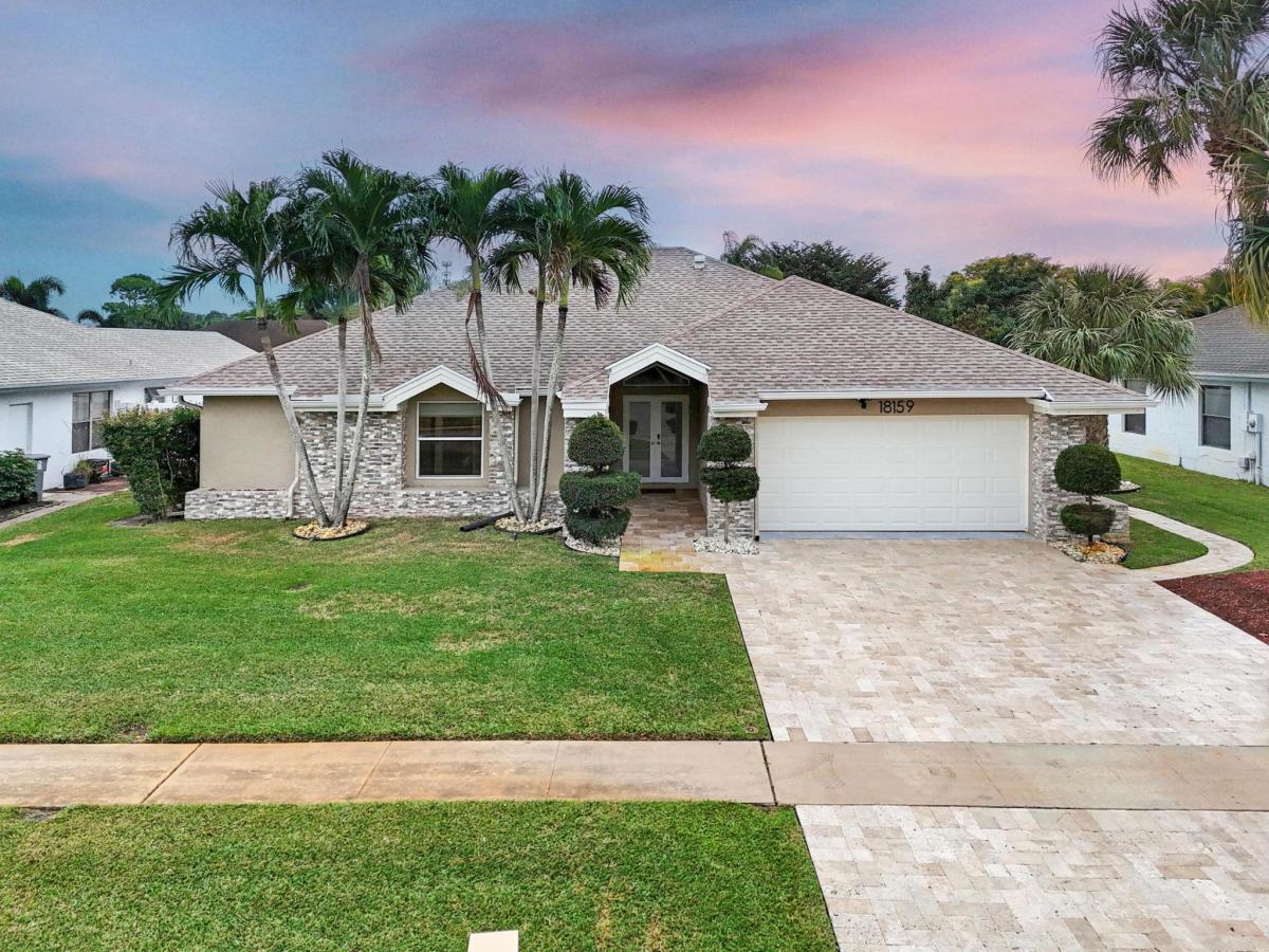 MLS #R11154379 image #0