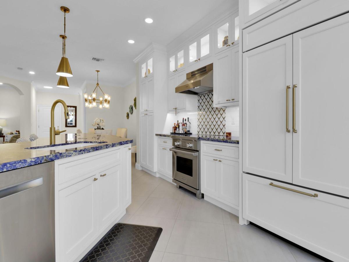 MLS #R11154443 image #0