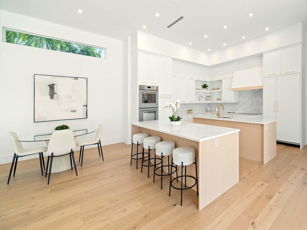 MLS #R11154594 image #0