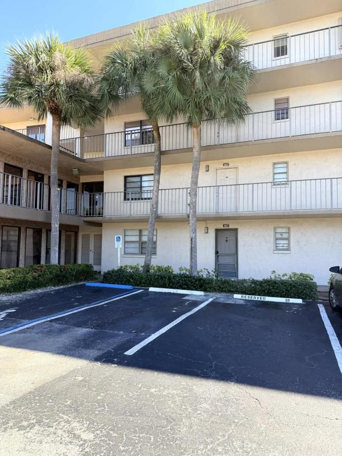 MLS #R11155347 image #0