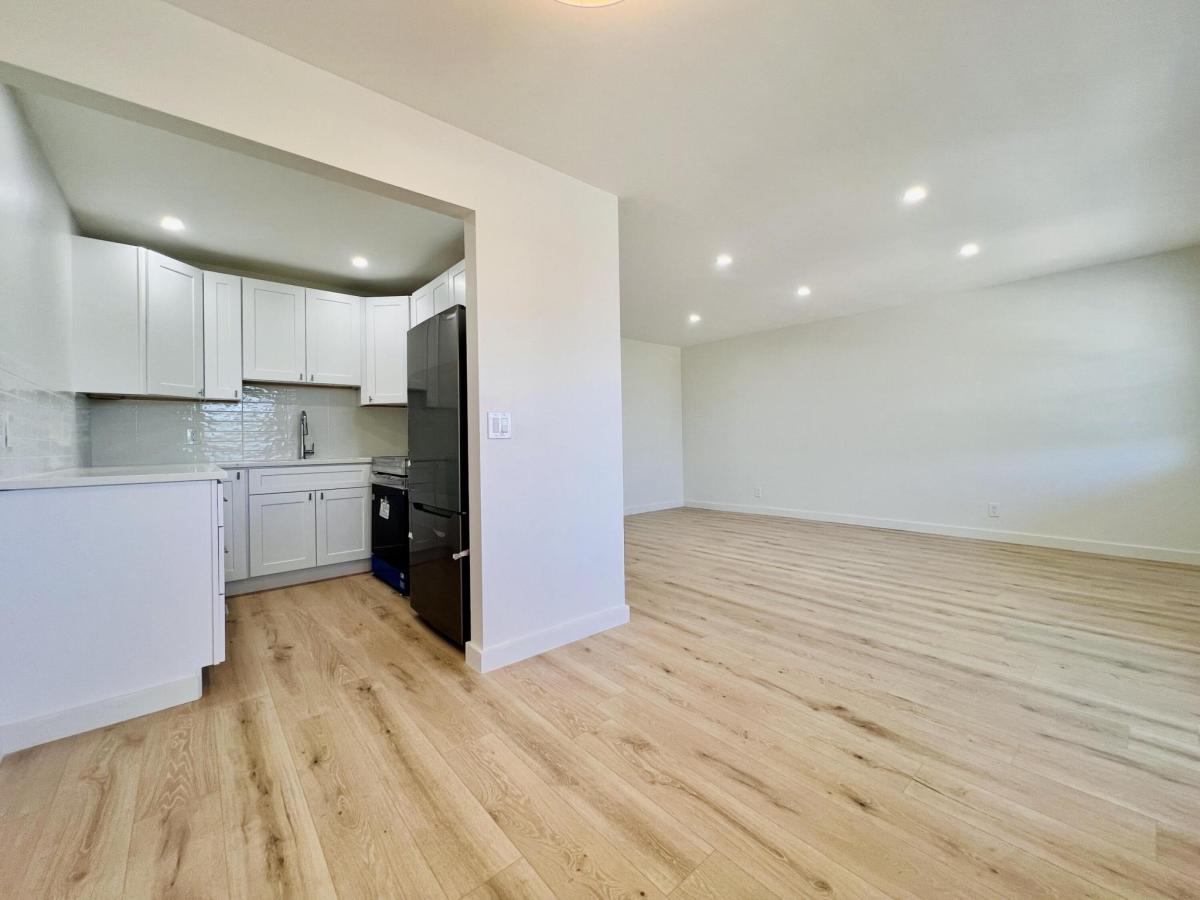 MLS #R11155419 image #0