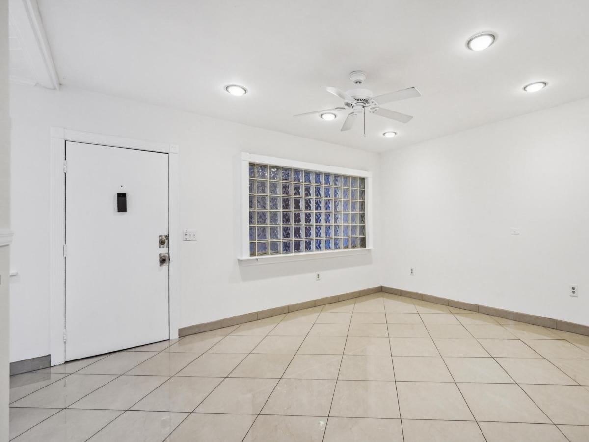 MLS #R11155427 image #0
