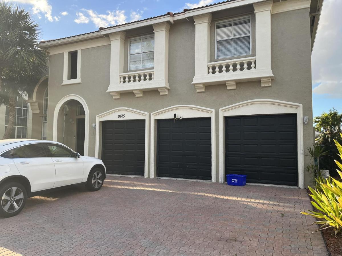 MLS #R11155618 image #0