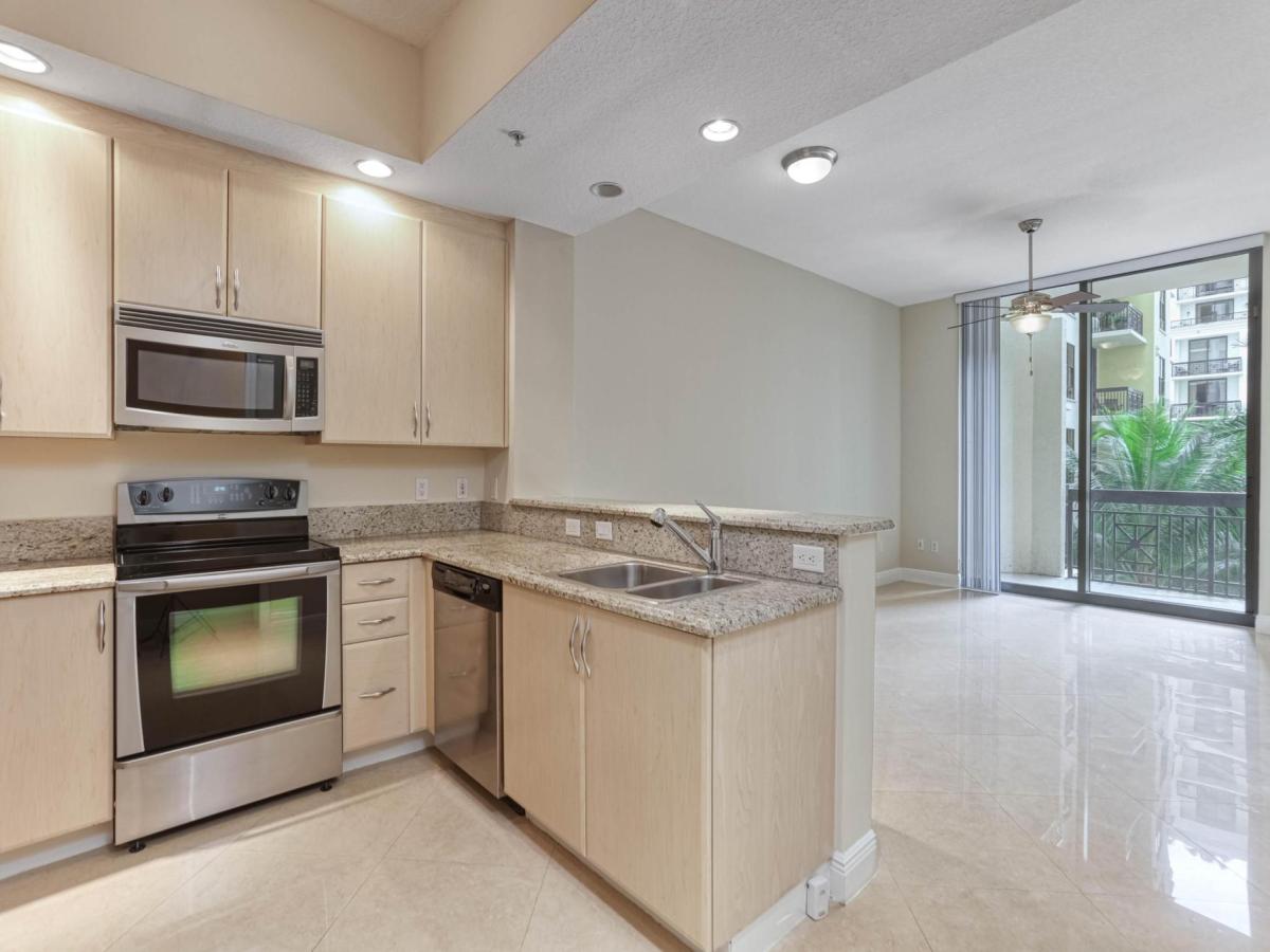 MLS #R11155643 image #0