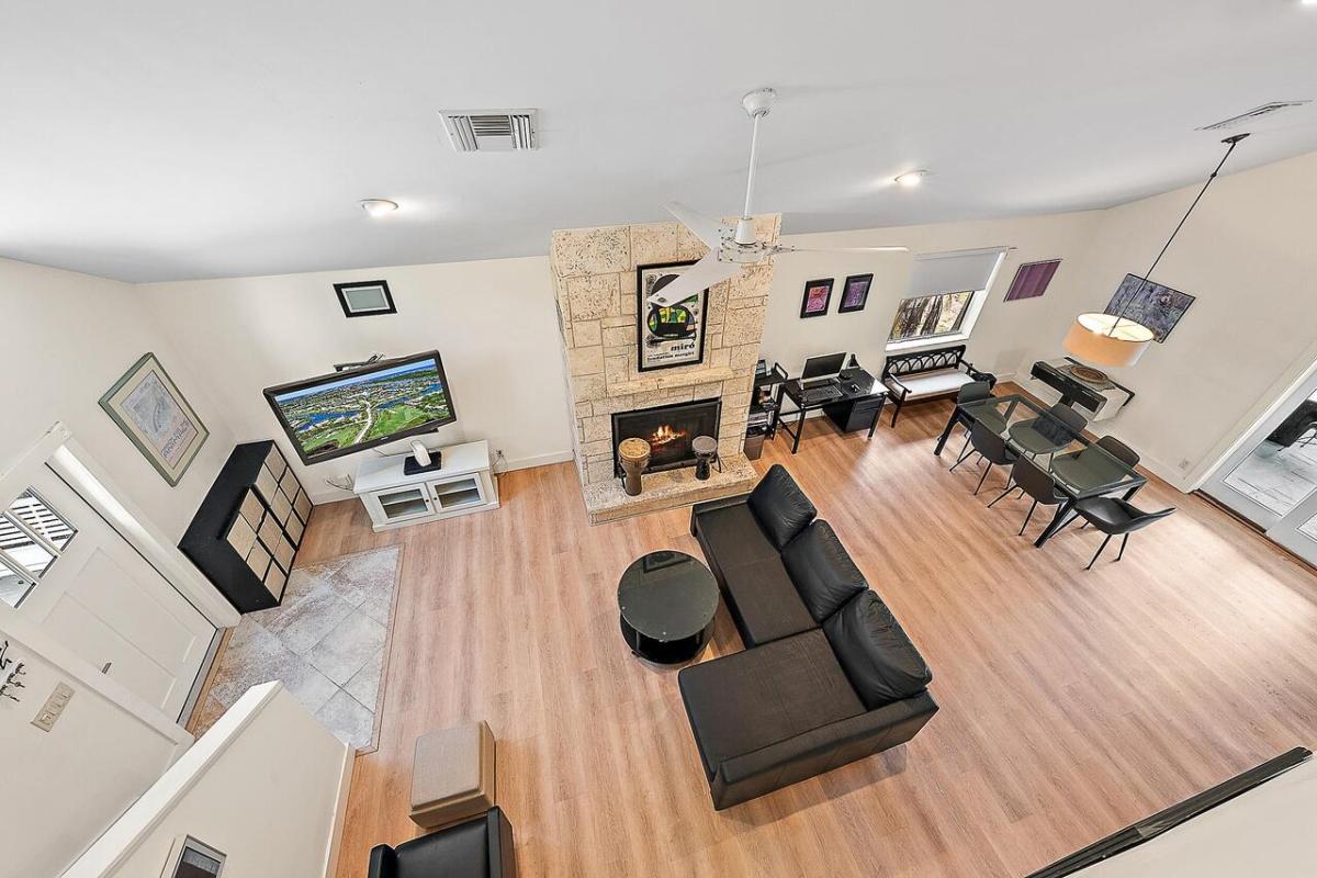 MLS #R11155715 image #0