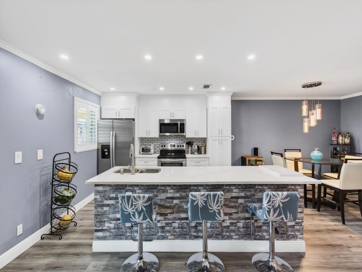 MLS #R11155859 image #0