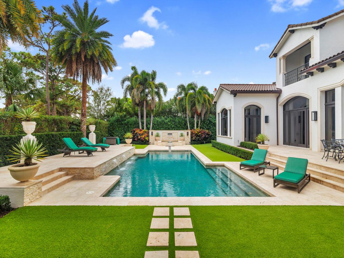 MLS #R11156076 image #0