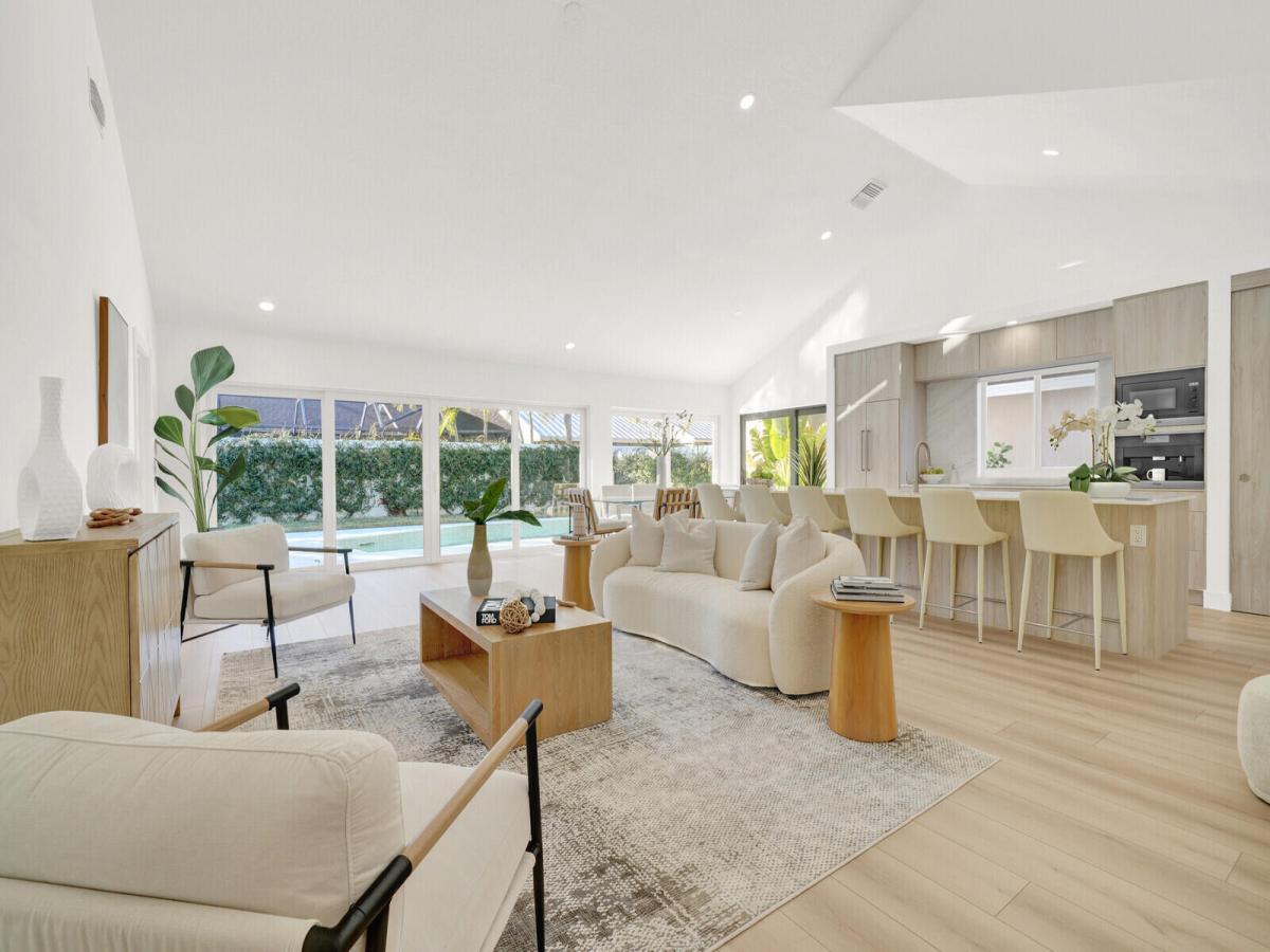 MLS #R11156145 image #0