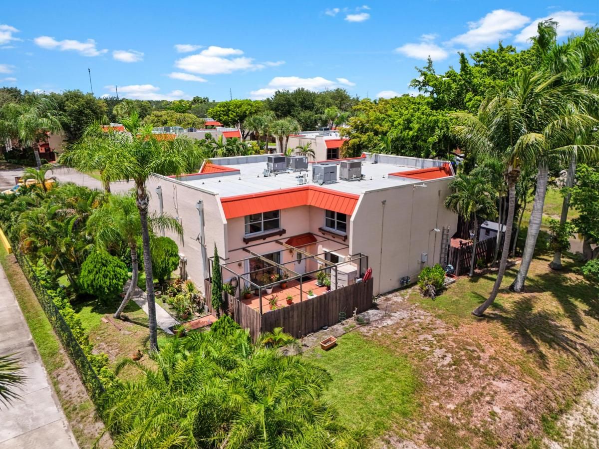 MLS #R11156166 image #0