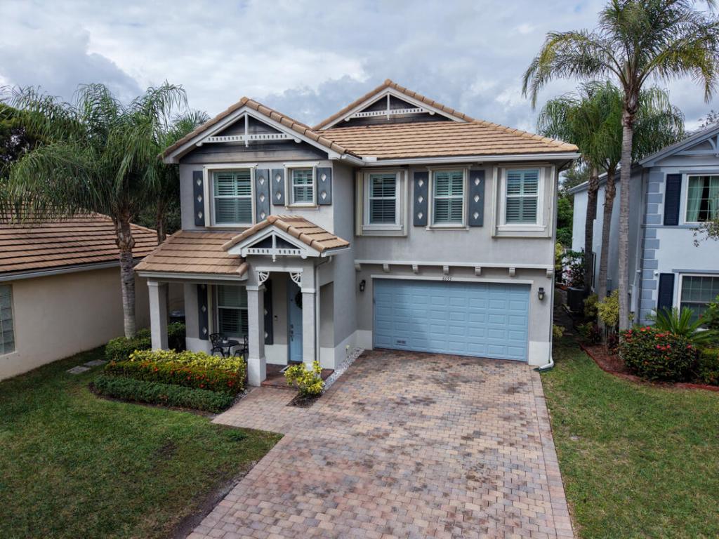 MLS #R11156308 image #0