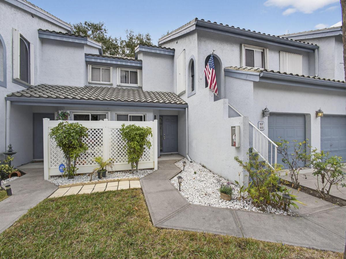 MLS #R11160039 image #0