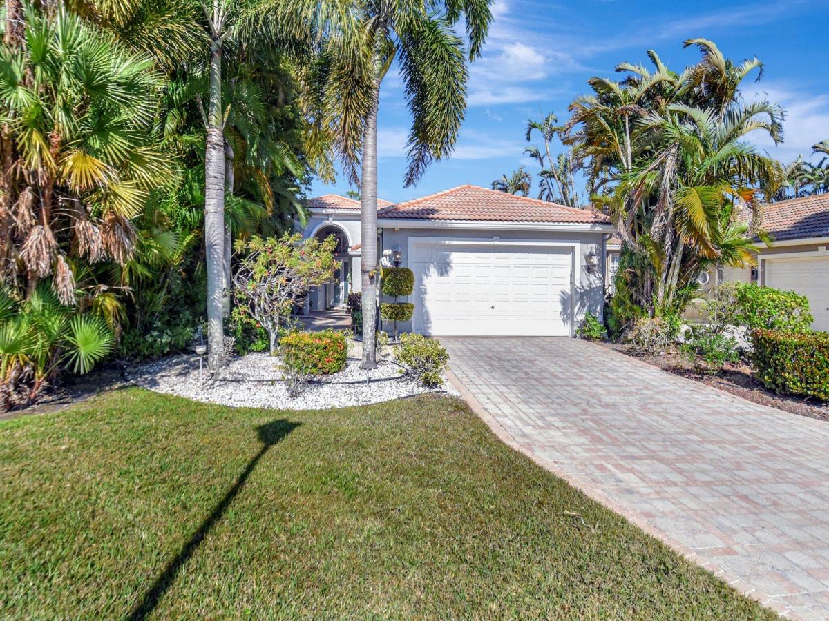 MLS #R11160197 image #0