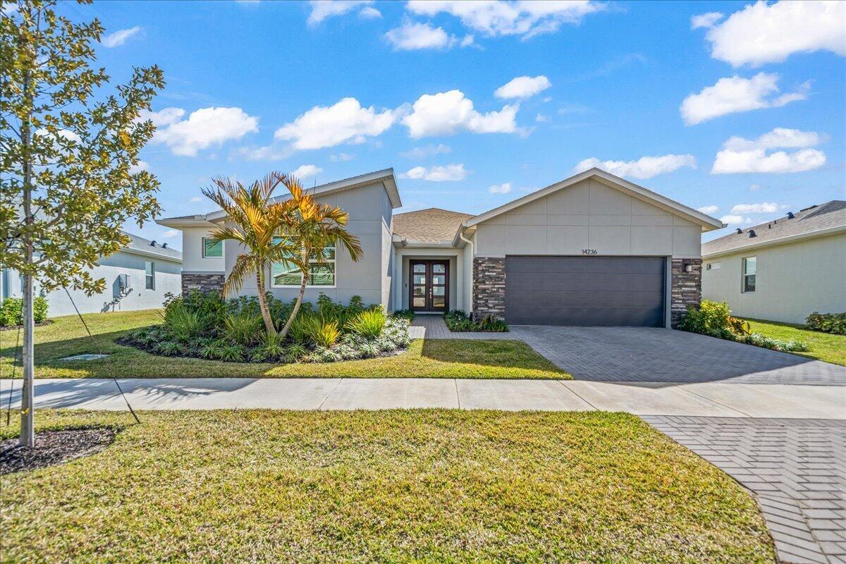 MLS #R11160943 image #0