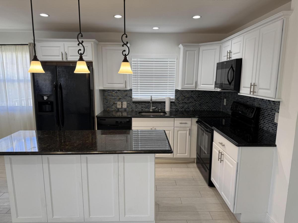 MLS #R11161673 image #0