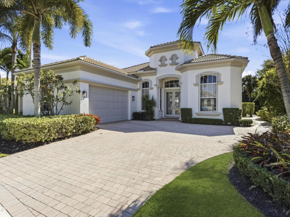 MLS #R11162738 image #0