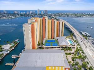 MLS #R11165721 image #0