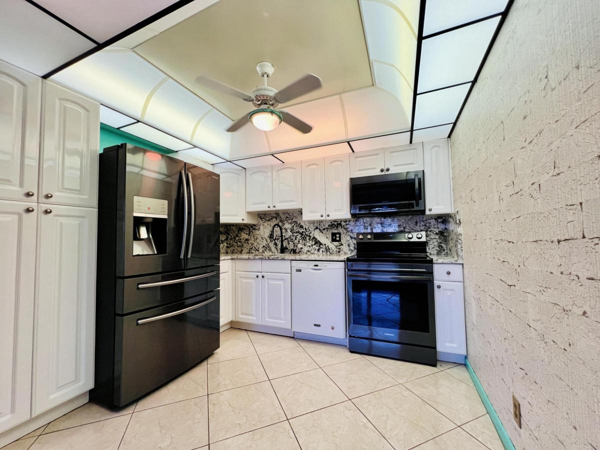 MLS #R11167731 image #0