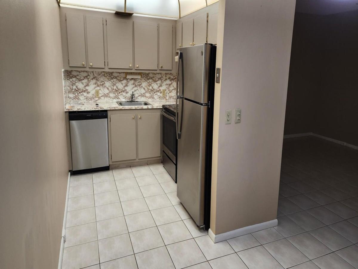 MLS #R11168113 image #0