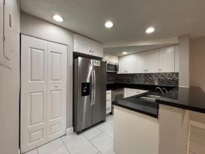 MLS #R11168418 image #0