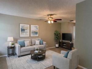 MLS #R11168592 image #0