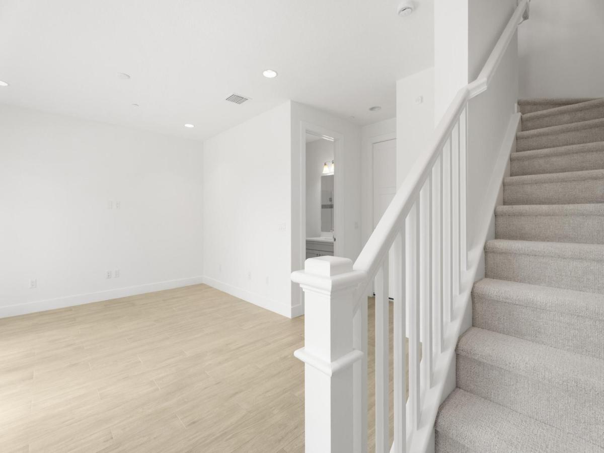 MLS #R11168638 image #0
