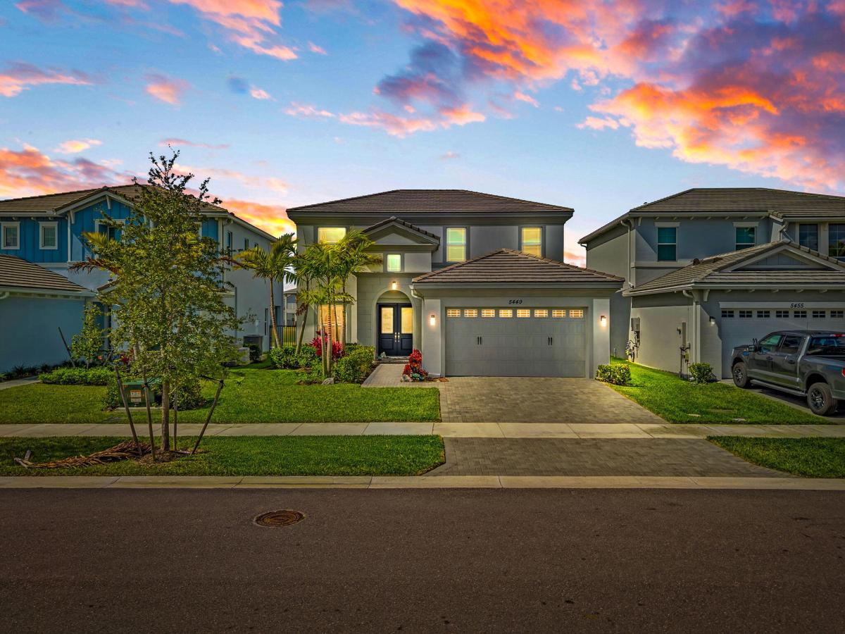 MLS #R11168868 image #0