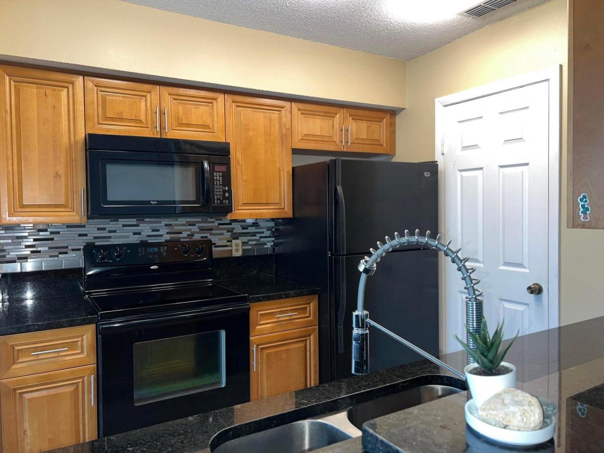 MLS #R11169696 image #0