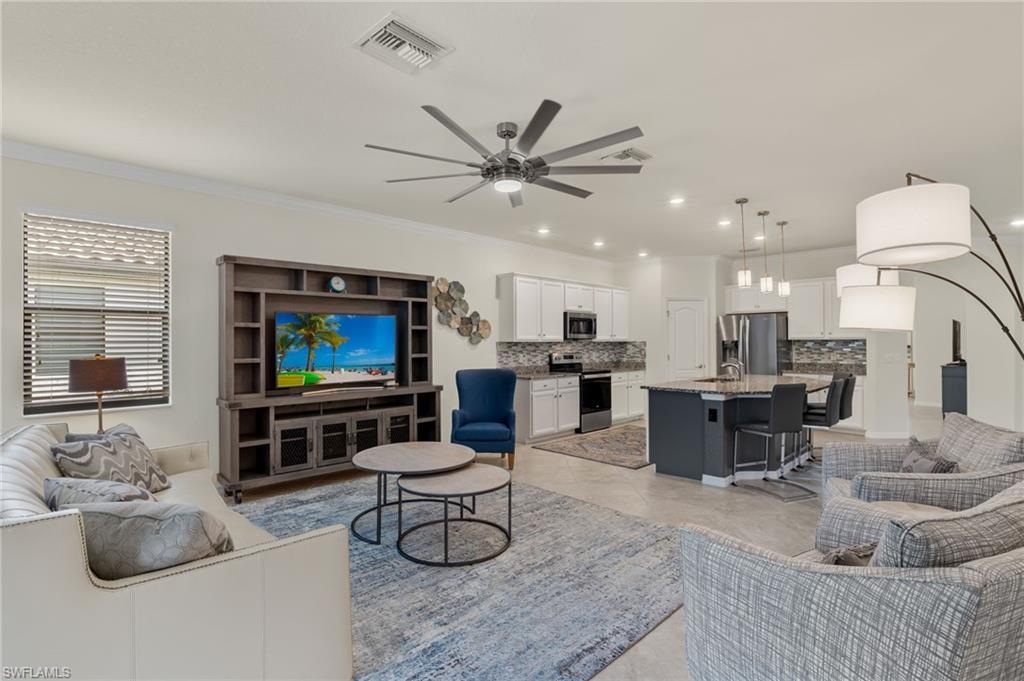 MLS #224085513 image #0