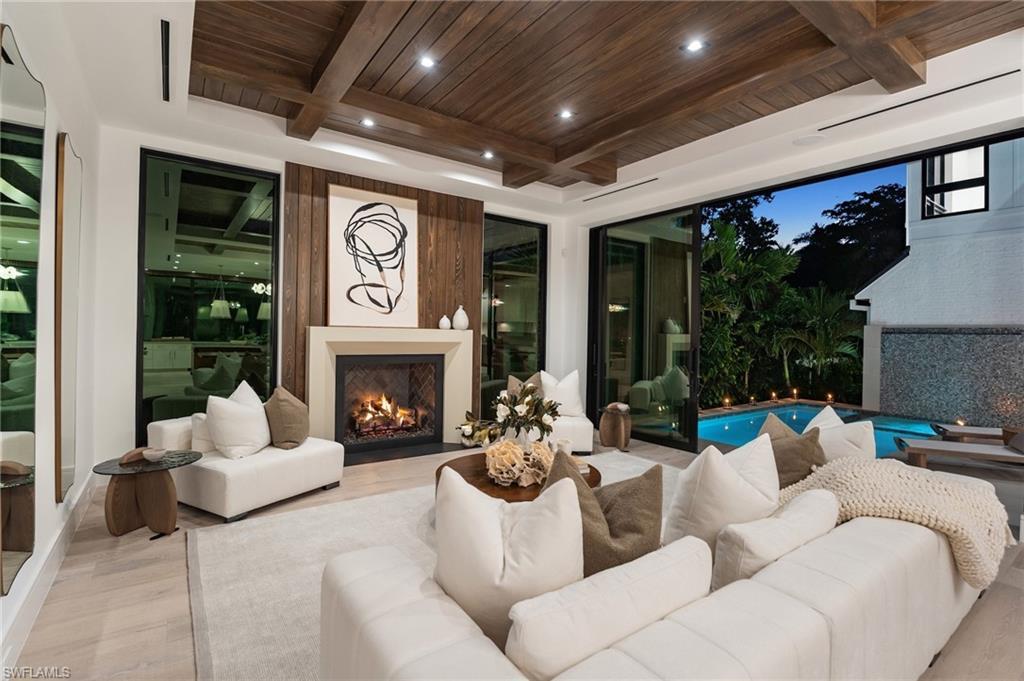 MLS #225068377 image #0