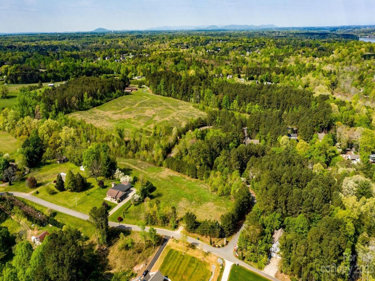 MLS #CAR3924018 image #16