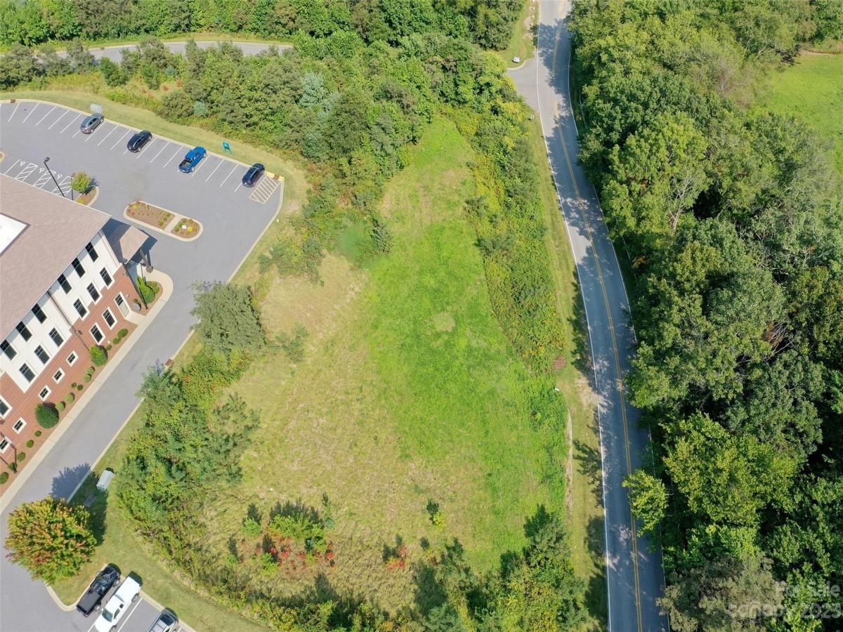 MLS #CAR3934625 image #1