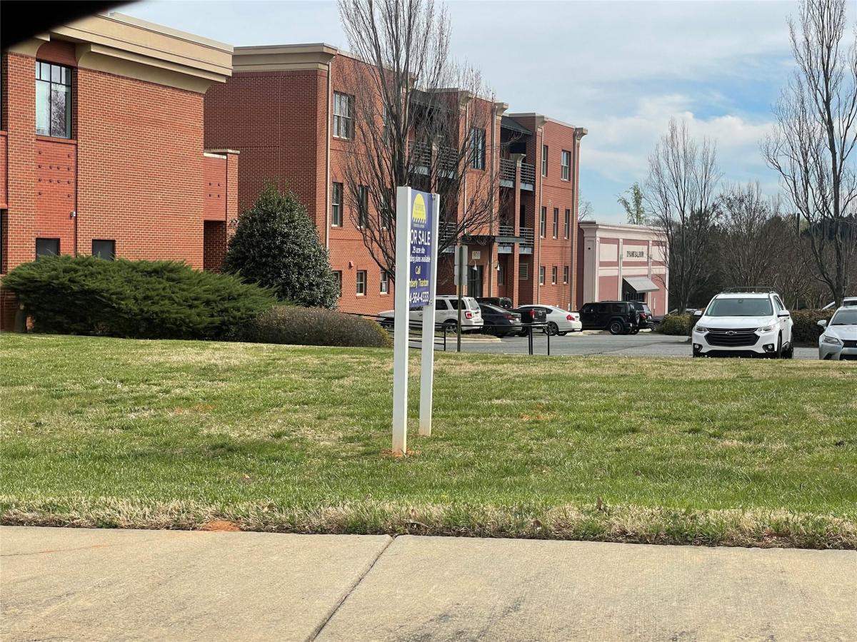 MLS #CAR4009121 image #0